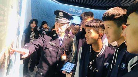 2020年，鄭州市禁毒教育基地迎來(lái)5萬(wàn)余人參觀